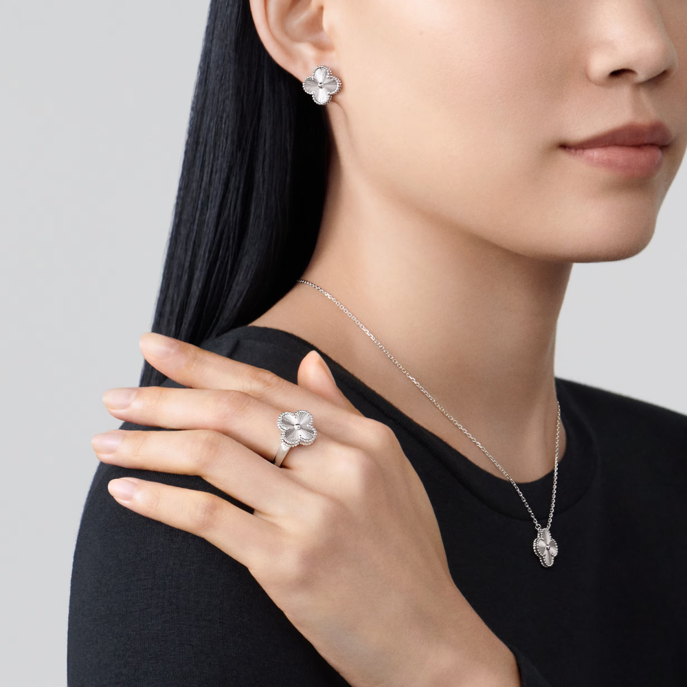 Clover Leaf Ring,925 Silver, 18k Gold Plated - image 14 of 19