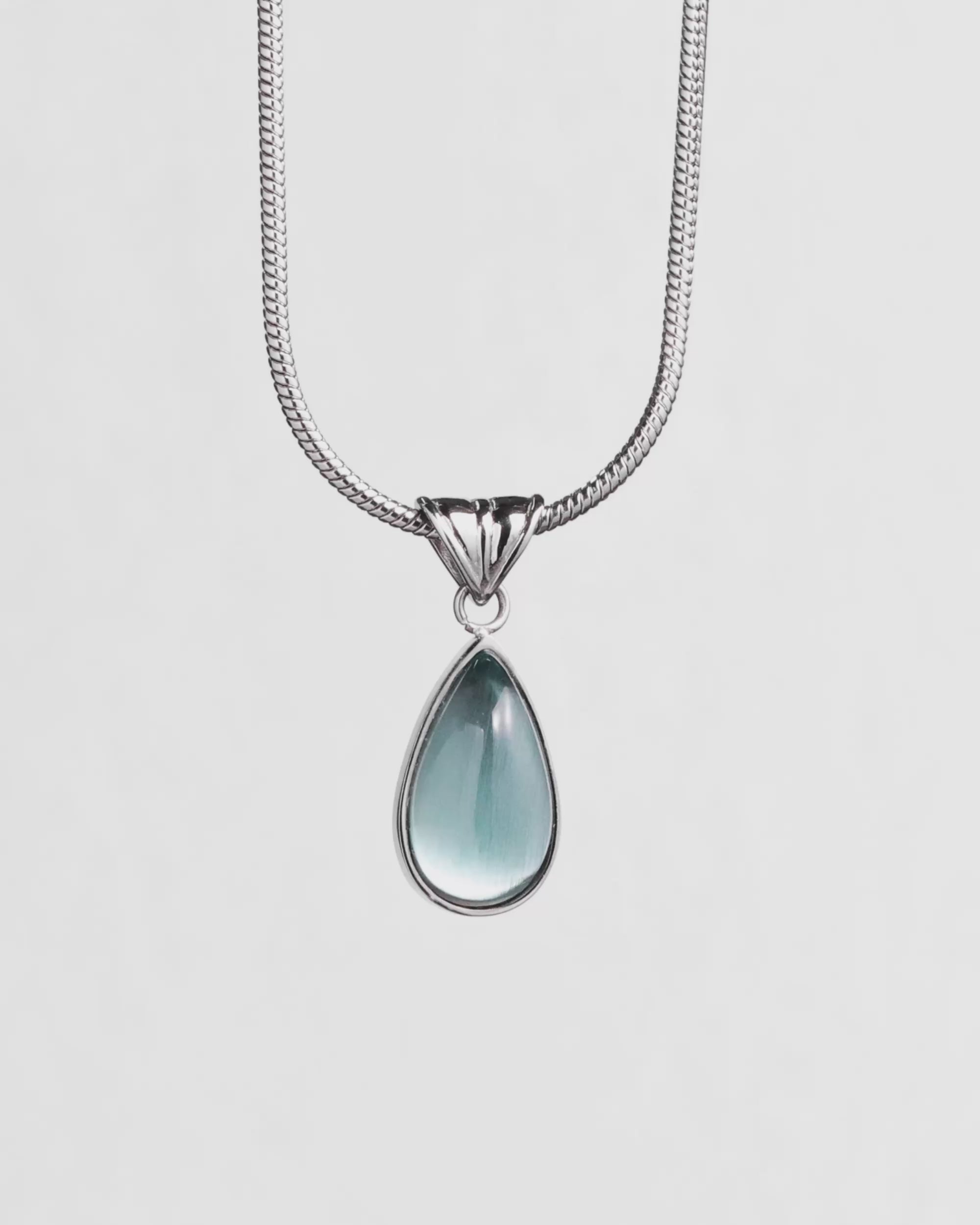 Waterdrop Marine Blue Necklace